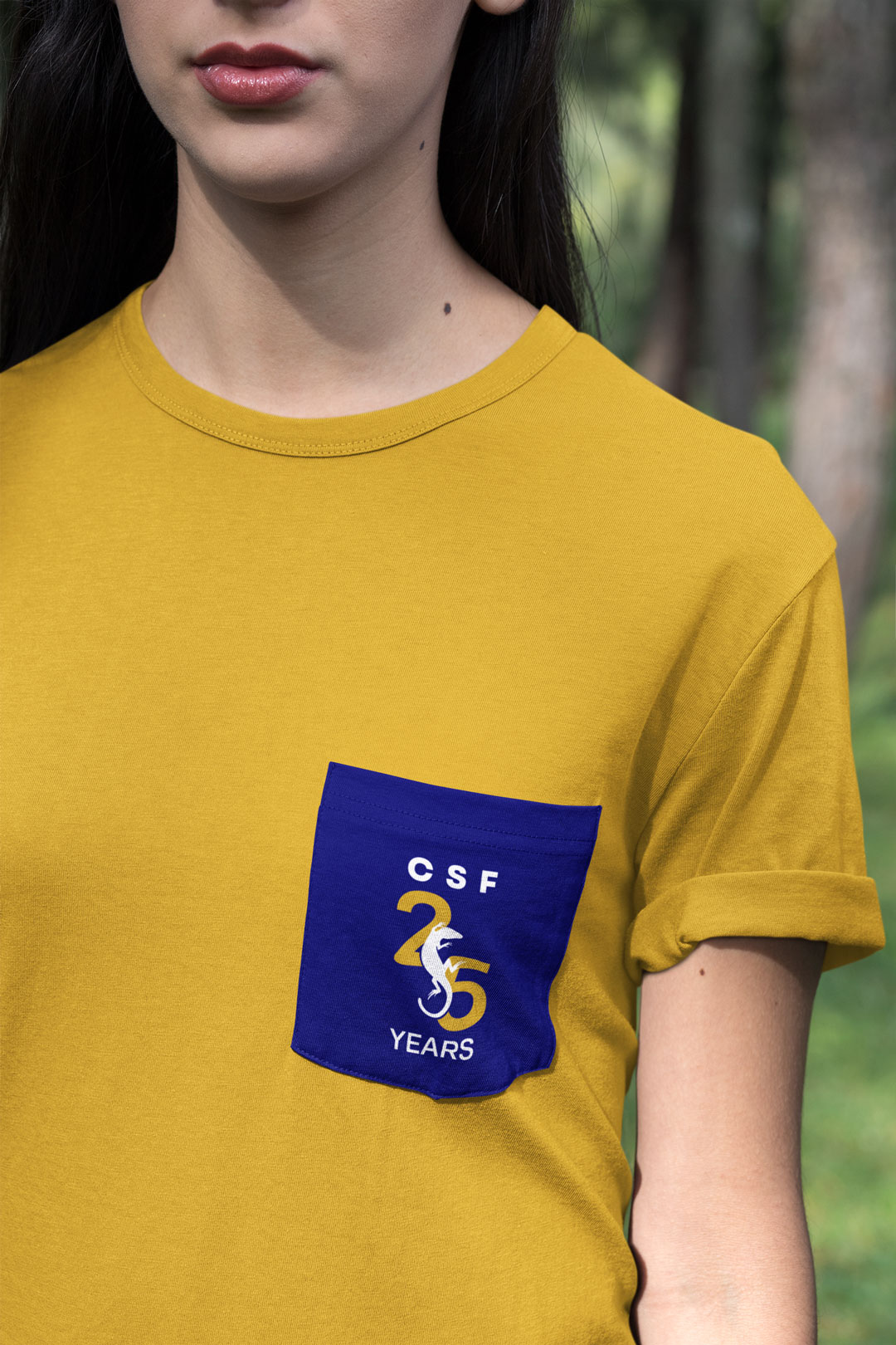 pocket-tee-mockup-of-a-woman-in-nature-30081